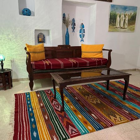 Dar Lola Djerba Bed and Breakfast Houmt Souk  Eksteriør billede